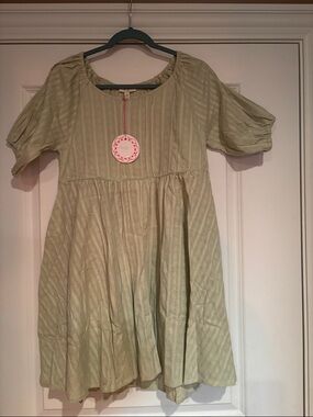 Sage Green Short Sleeve Dress
